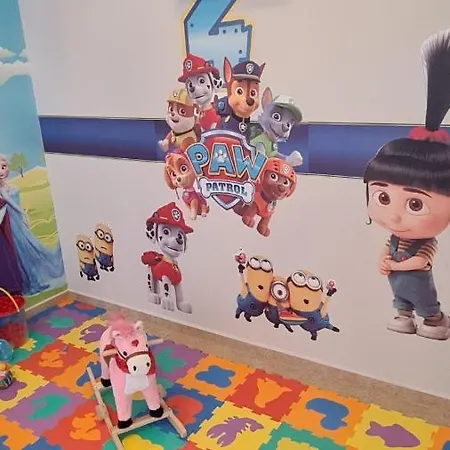 Ivian Family 2* رافدا