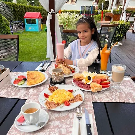 Ivian Family Hotel Ravda